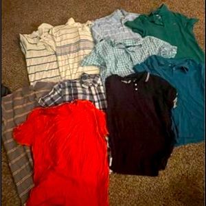 Mens size Large old navy polo shirts.